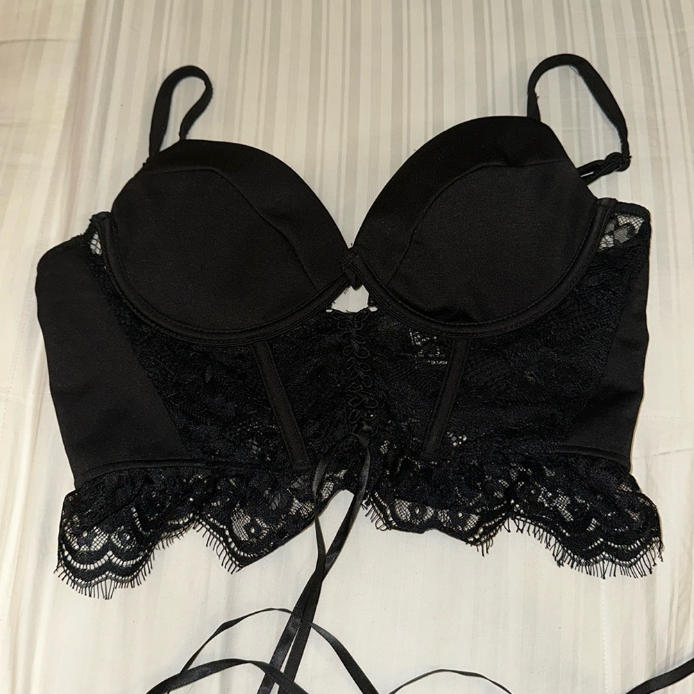 Forever 21 lace bottom top